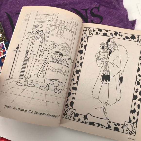 Disney Villains Tank and Collectible Stamps - Picture 12 of 13